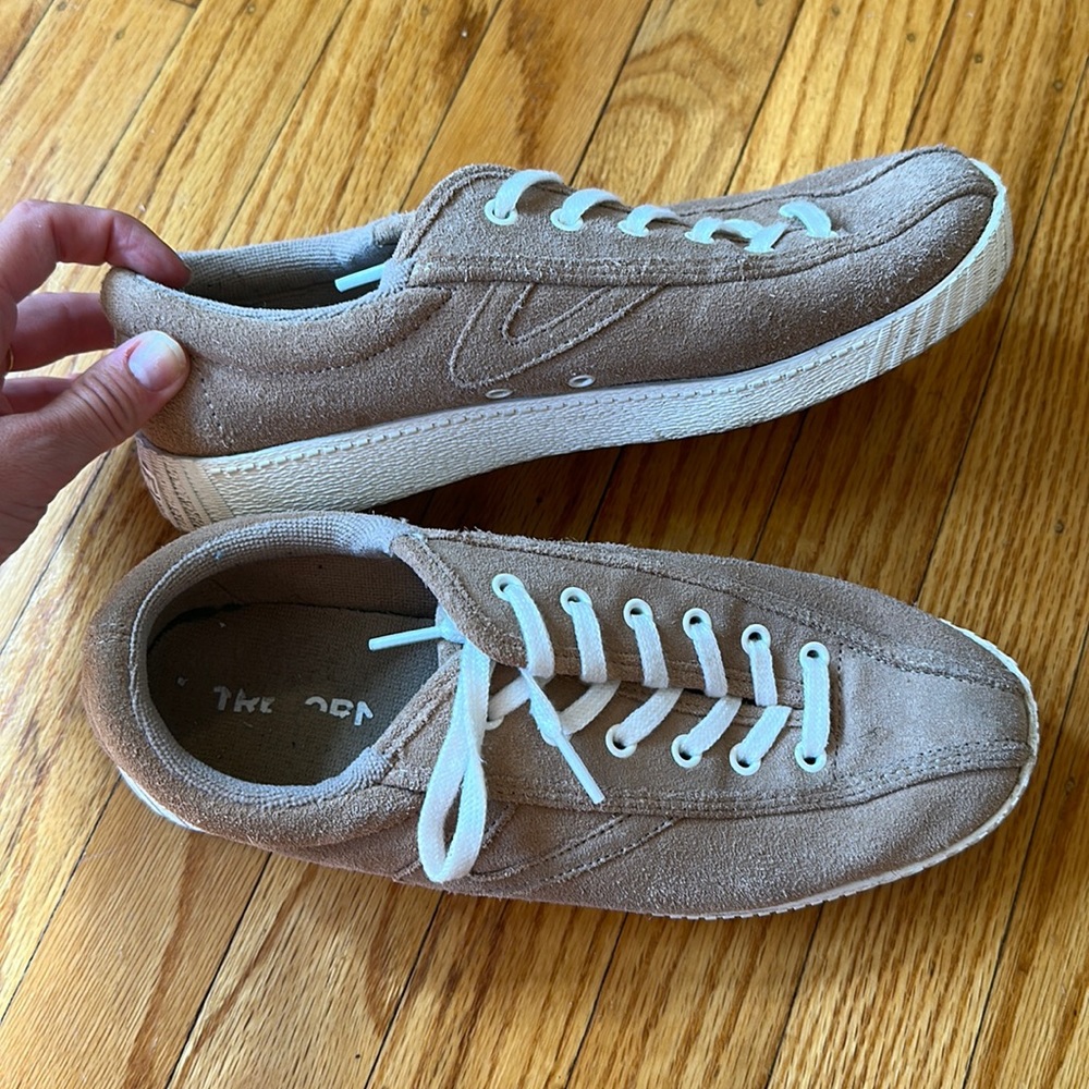Tretorn brown sneakers